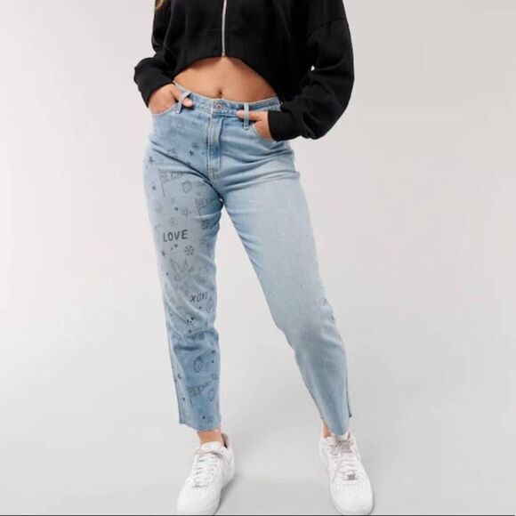 Hollister Ultra High Rise‎ Raw Hem Mom Doodle Jeans Light Wash Stretch Denim 11 - Picture 1 of 15